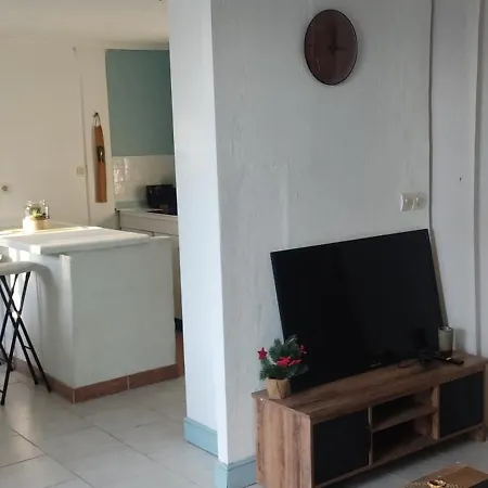 Apartment Dans 10mn De Nice La Trinite